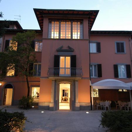Residence Il Fortino Марина-ді-Масса Екстер'єр фото